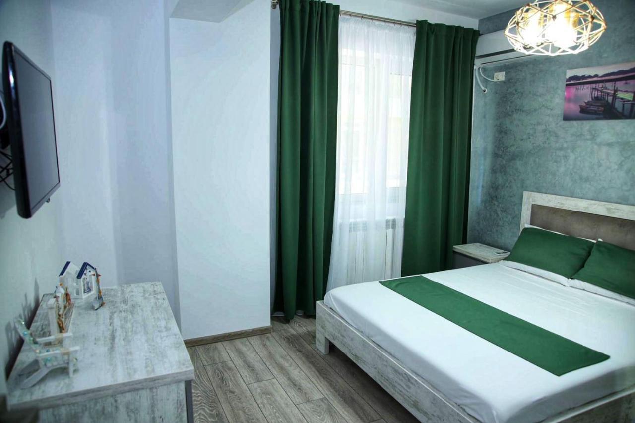 Myamar Apartment Mamaia Esterno foto