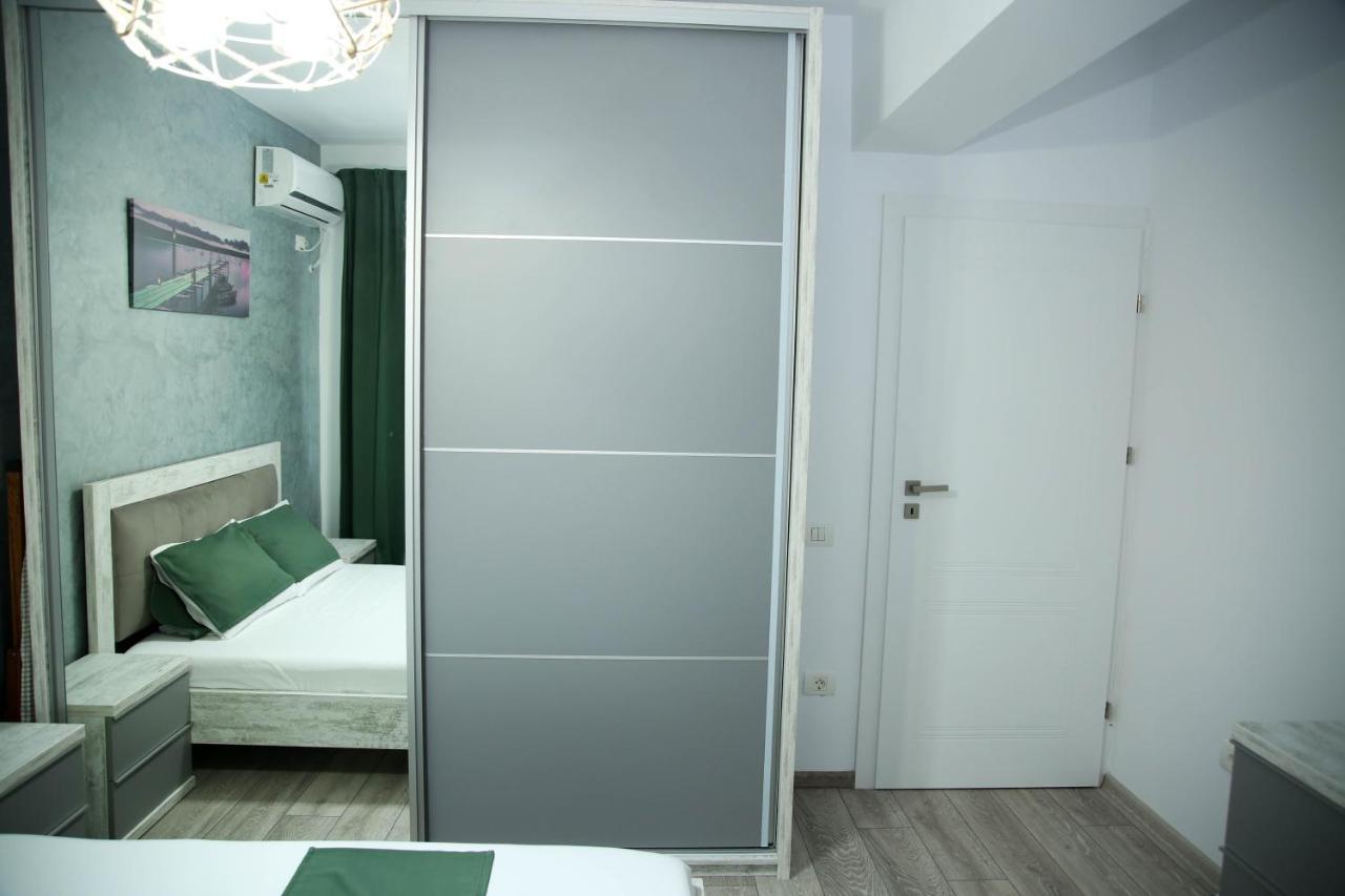 Myamar Apartment Mamaia Esterno foto